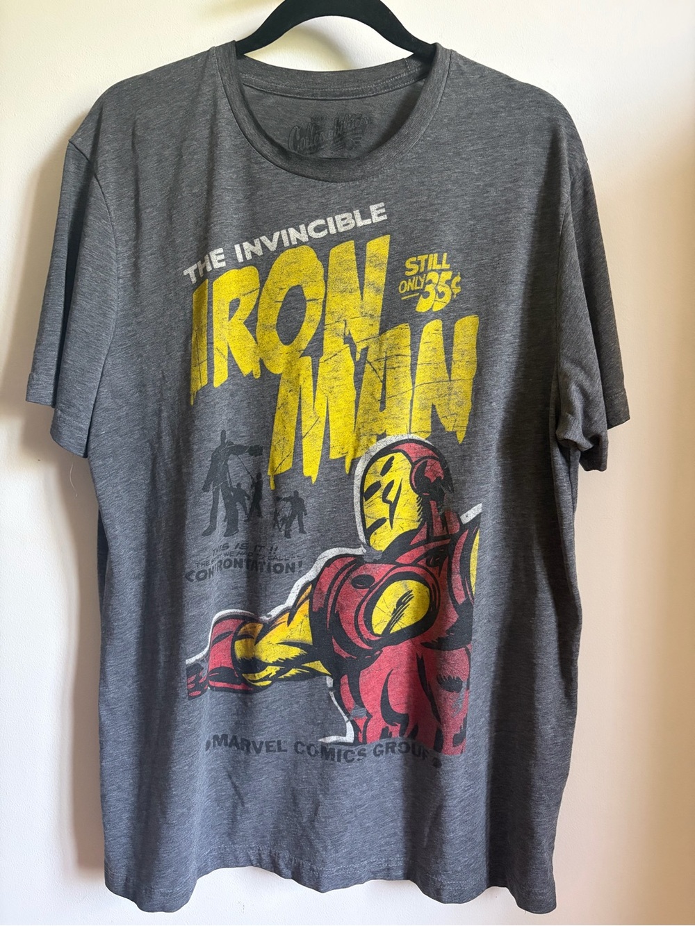 Old Navy Marvel Iron Man Graphic T-Shirt